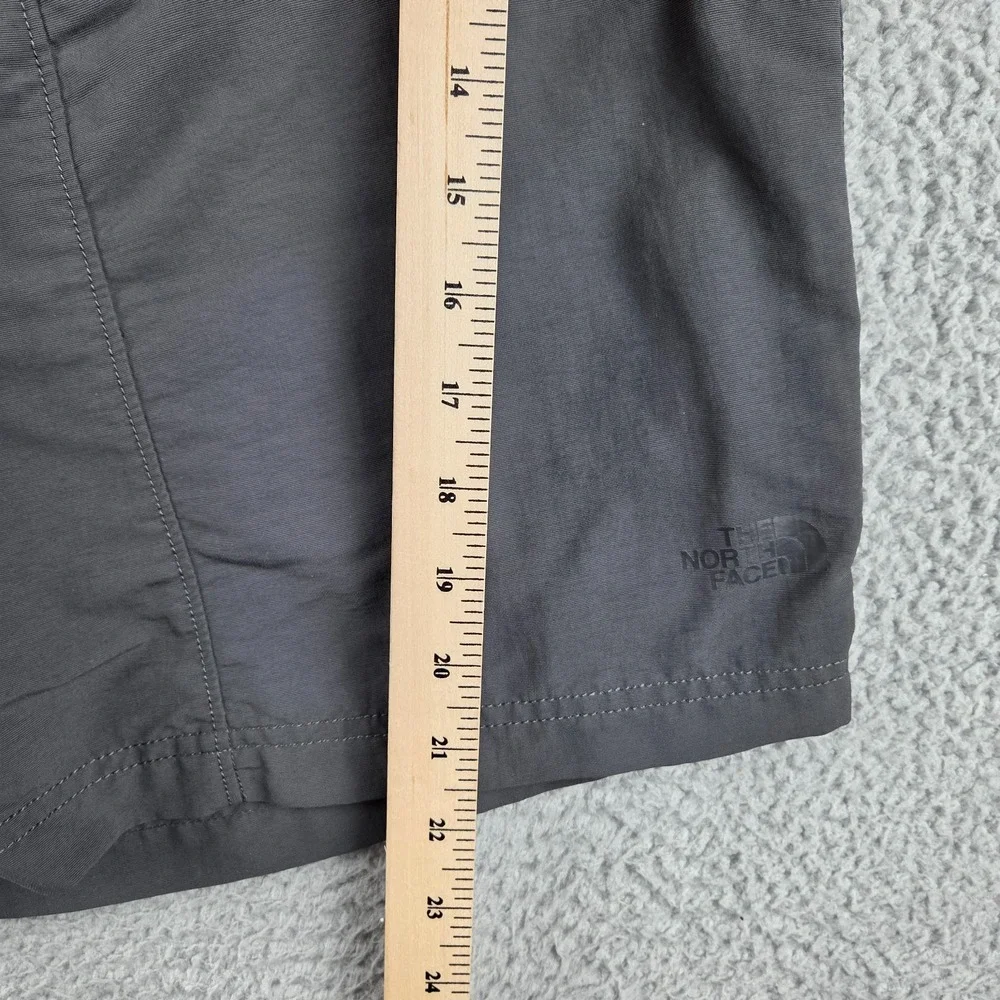 The North Face Belted Cargo‎ Hiking Shorts Mens Size XL (36x10) Gray